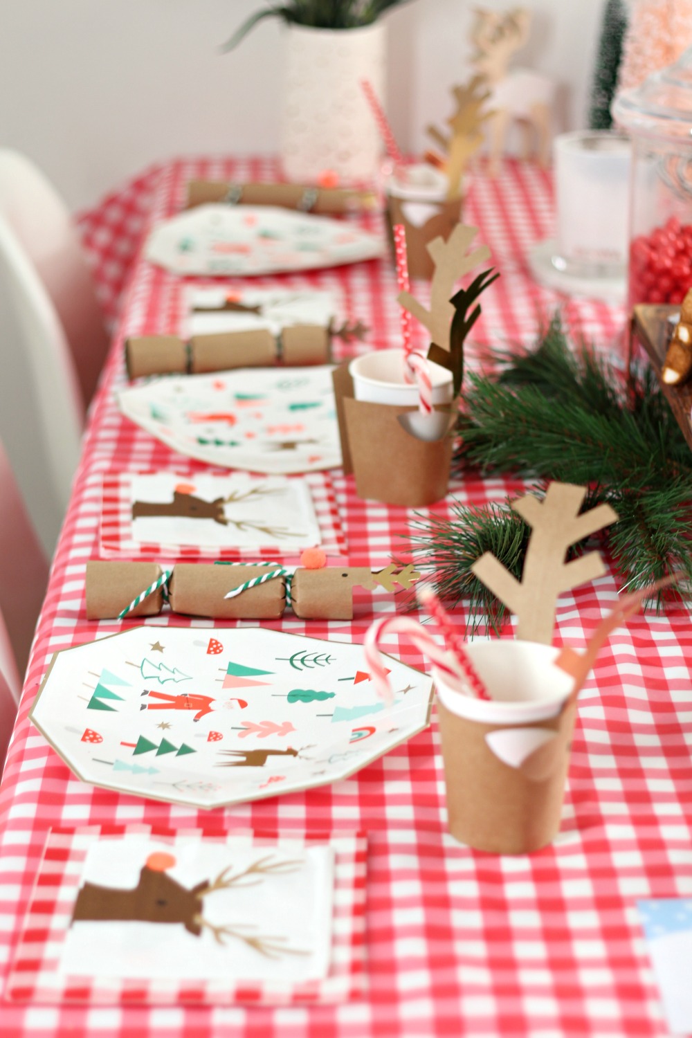 The Style Aesthetic | North Pole Breakfast Table