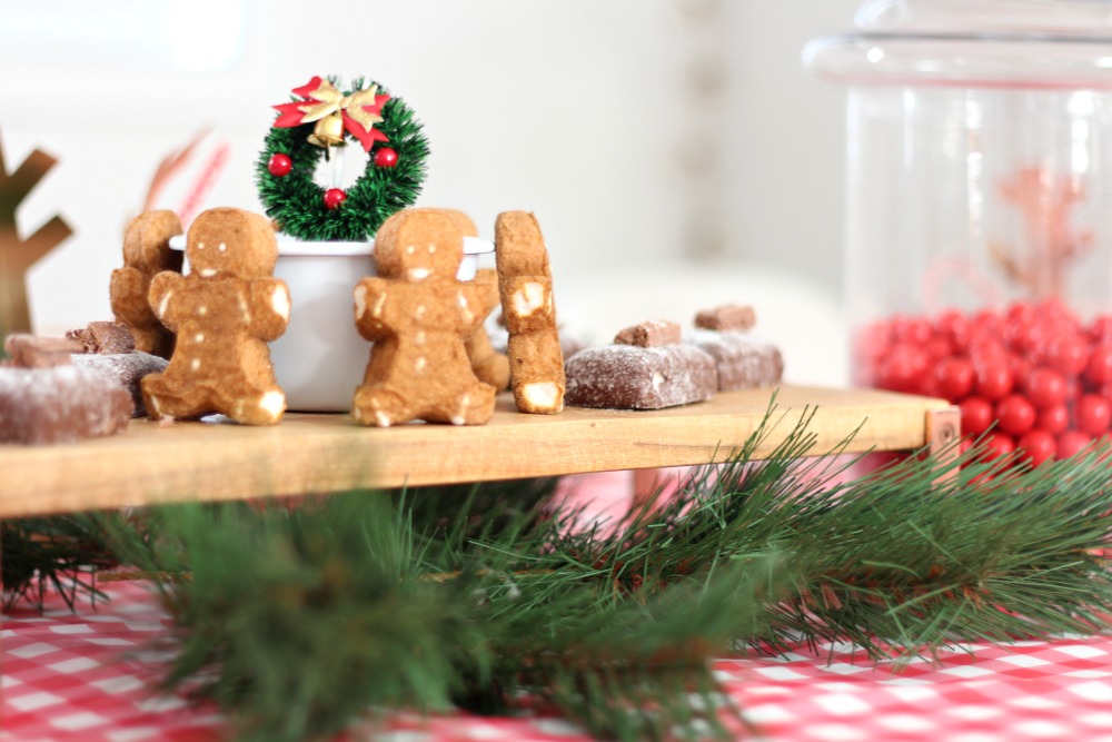 The Style Aesthetic | North Pole Breakfast | Gingerbread Men