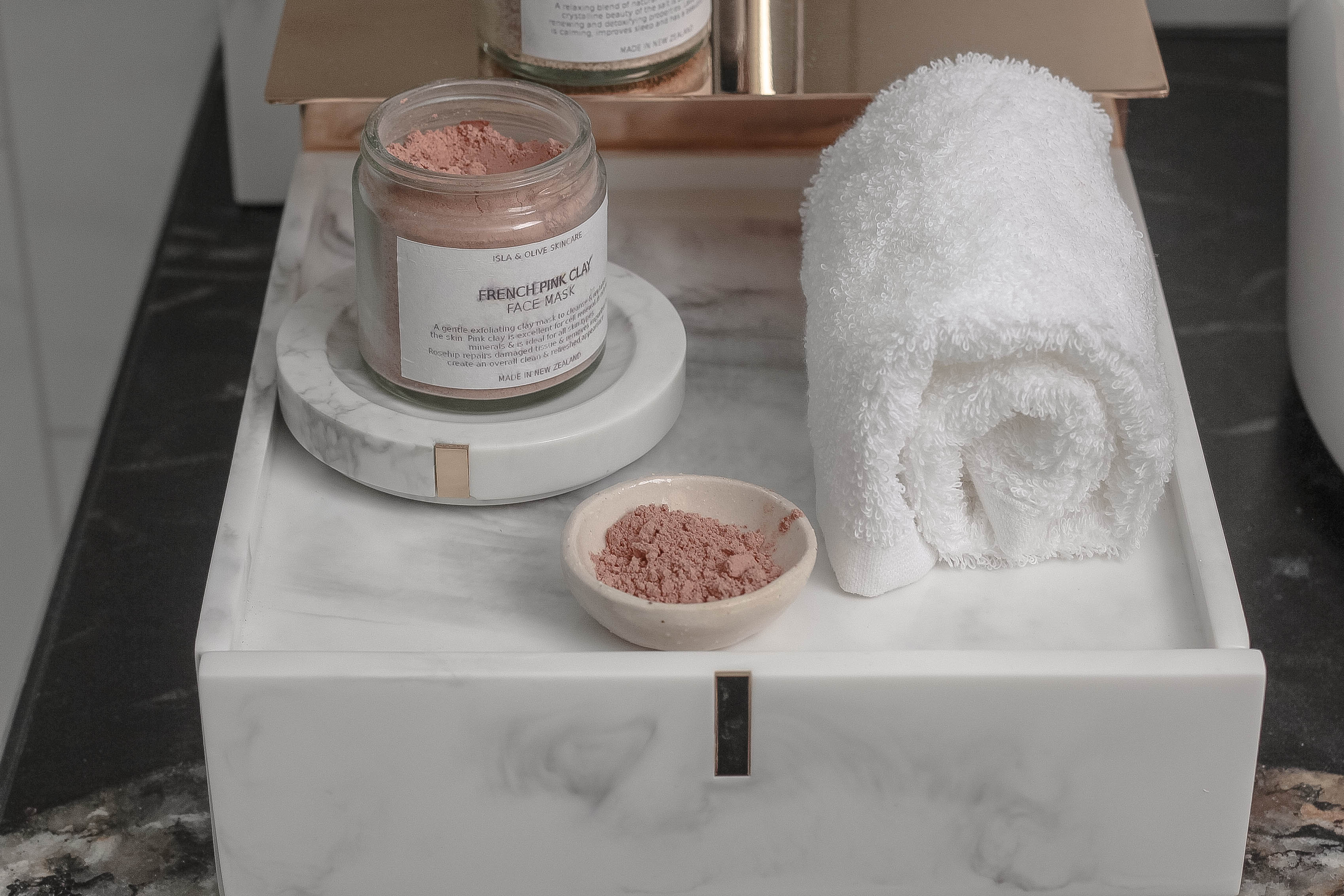 The Style Aesthetic | Product Styling | Isla & Olive Face Mask