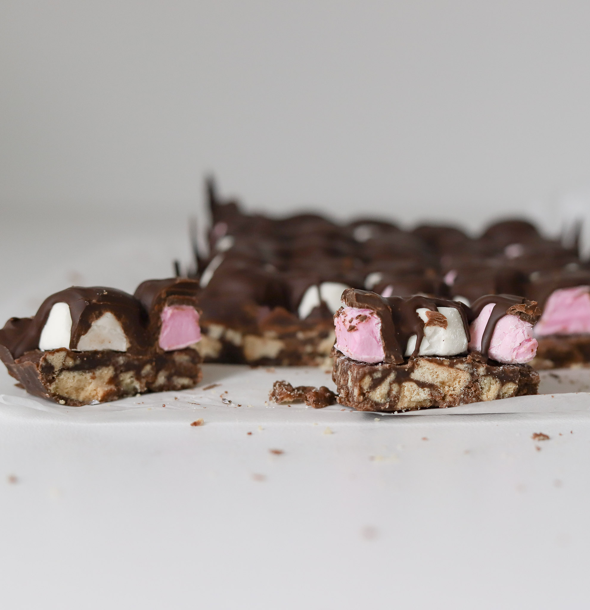 Girl Guide Chocolate Marshmallow Cookie Slice Recipe | The Style Aesthetic | NZ Lifestyle Blog